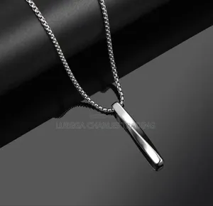 Classic Twisted Bar Pendant