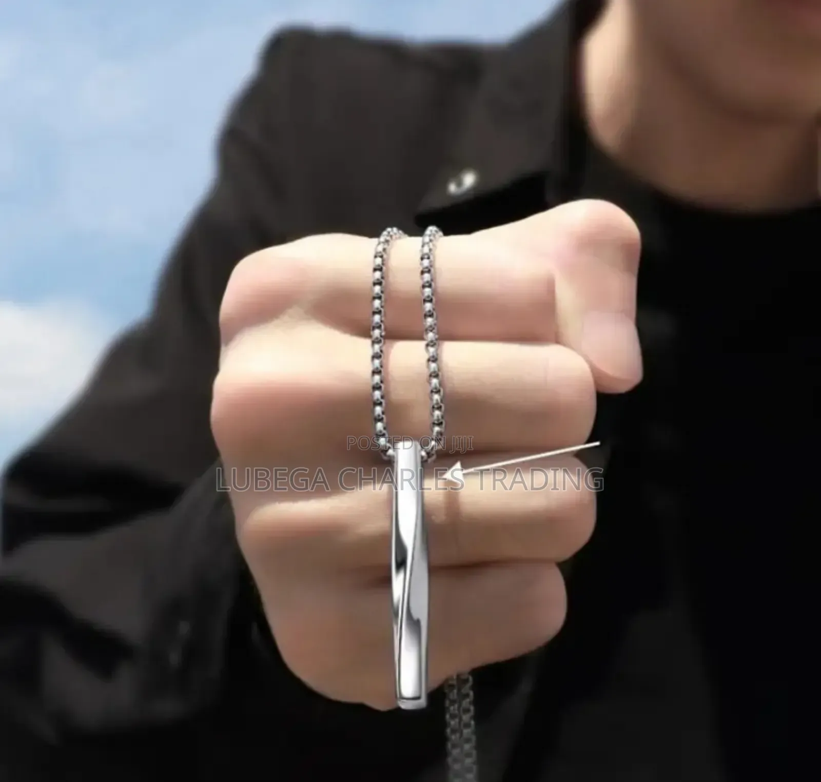 Classic Twisted Bar Pendant