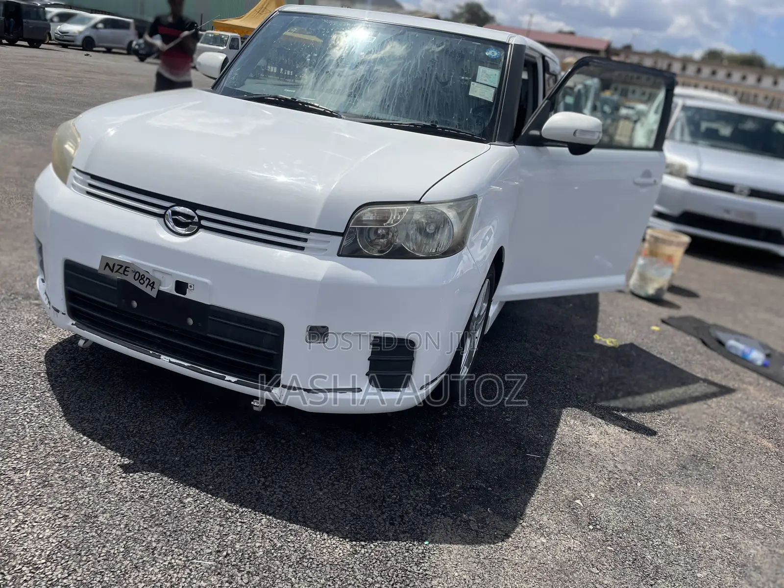 Toyota Corolla Rumion 2010 White
