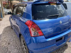 Suzuki Swift 1.4 2010 Blue
