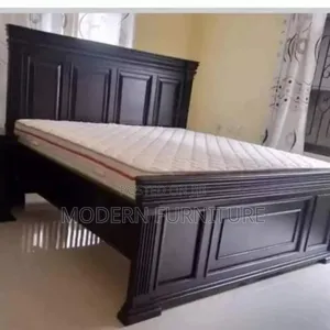 Wooden Bed of 5x6 Feet