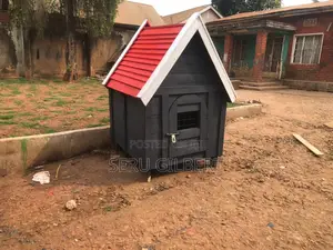 Khh. Nice Dog House Avilibl