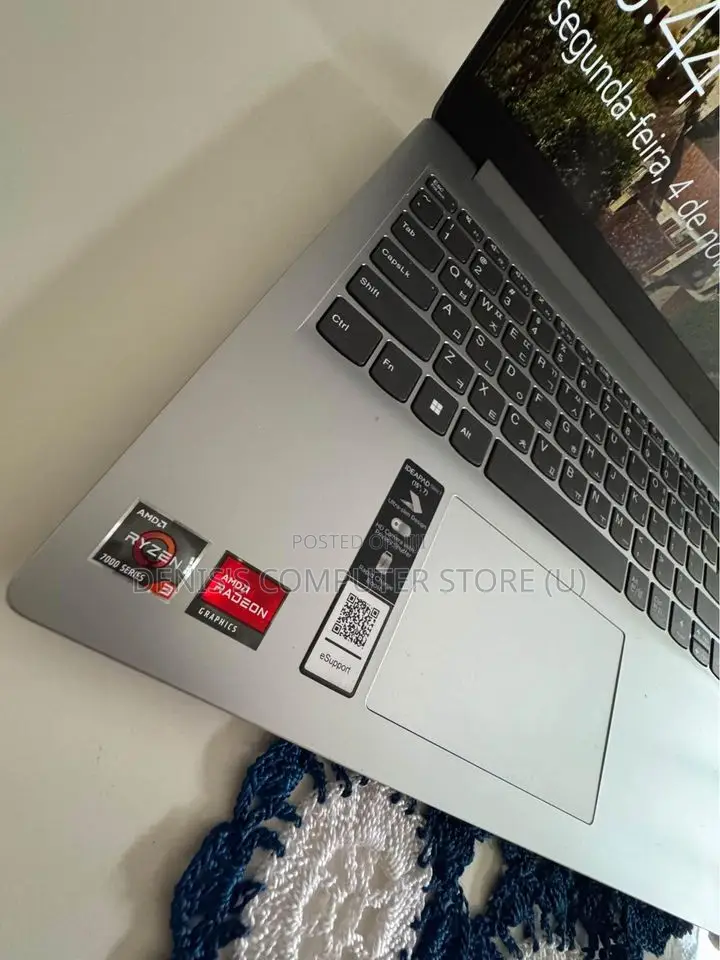 Laptop Lenovo IdeaPad 1 6GB Intel Pentium SSD 256GB