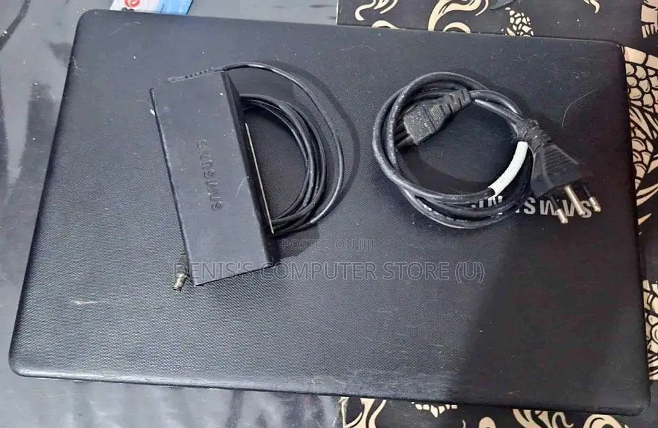 Laptop Samsung Ativ 4GB Intel Core I3 HDD 320GB
