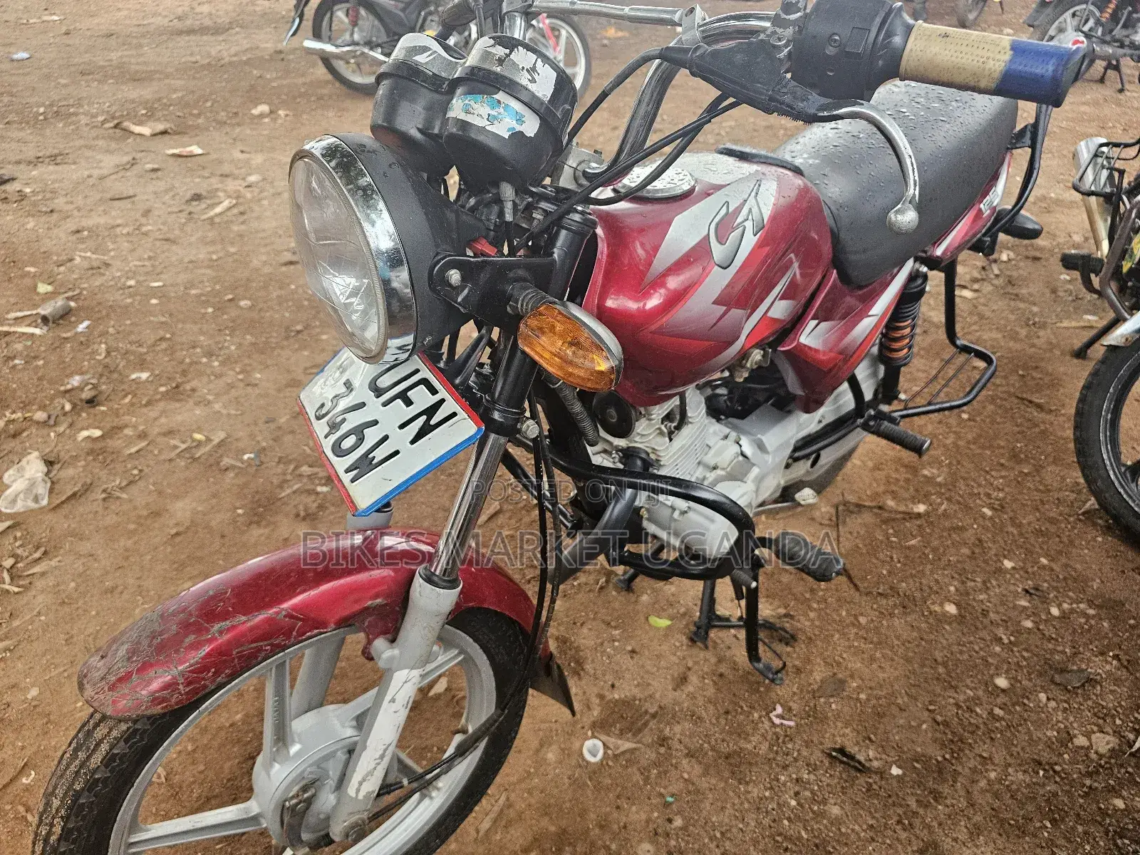 Bajaj Boxer 125 2022 Red