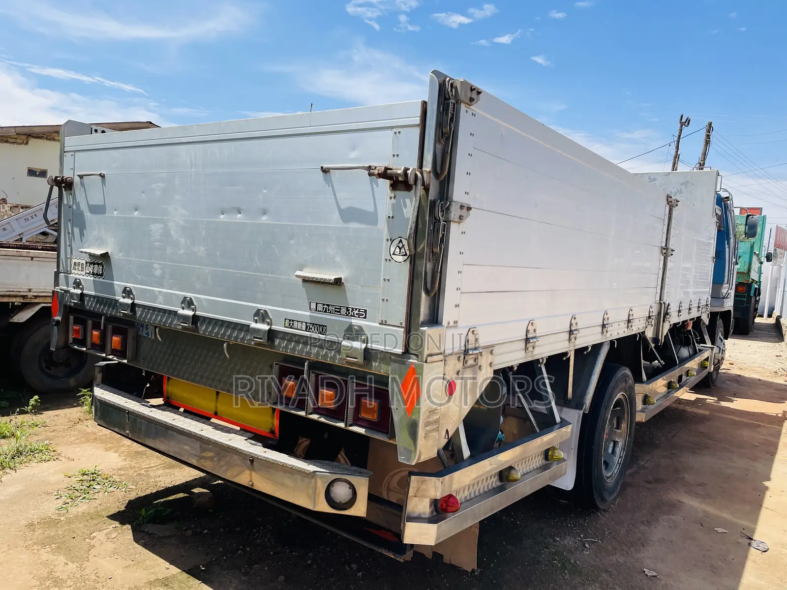 Fuso Intercooler