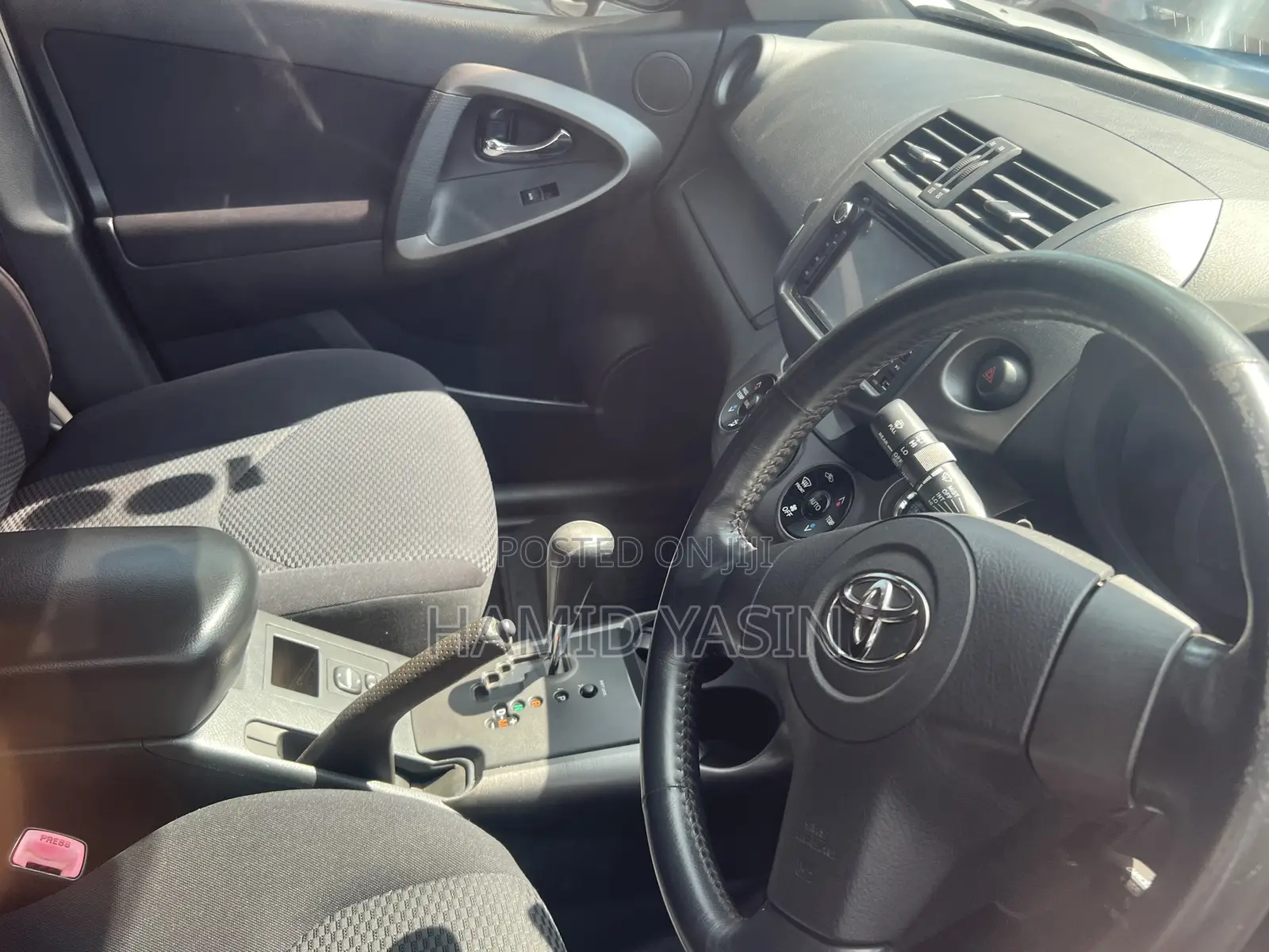 Toyota RAV4 2010 White