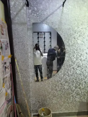 Coner Mirror