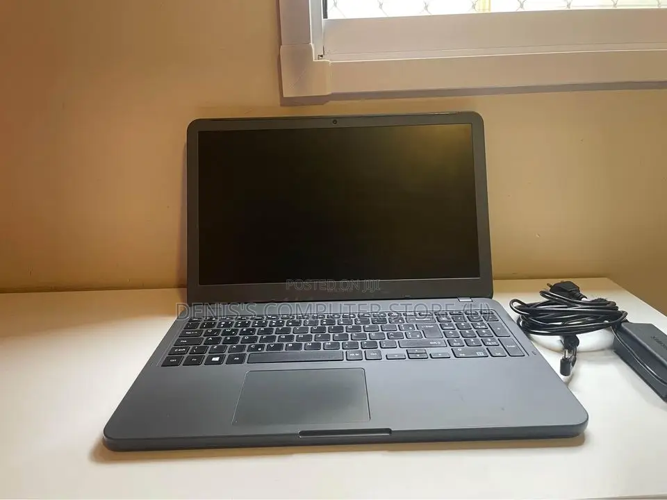 Samsung Notebook Flash (NP530) 6GB Intel Core I5 SSHD (Hybrid) 750GB