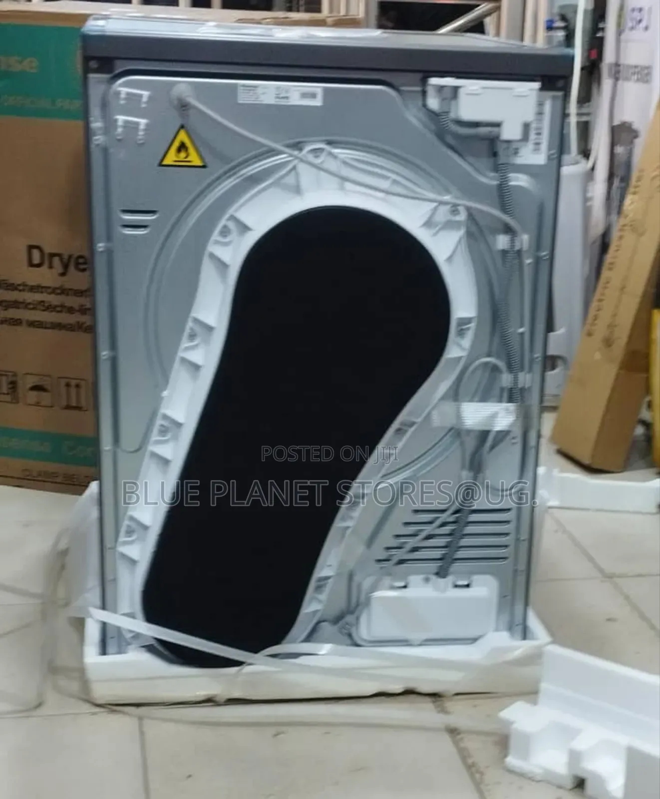 HISENSE 9.0kgs Heat Pump Dryer \\ Front Loader \\ DHQA902UT