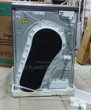 HISENSE 9.0kgs Heat Pump Dryer \\ Front Loader \\ DHQA902UT
