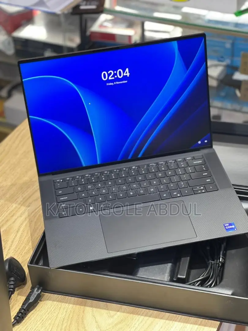 New Laptop Dell 32GB Intel Core I9 SSD 1T