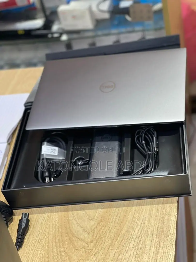 New Laptop Dell 32GB Intel Core I9 SSD 1T