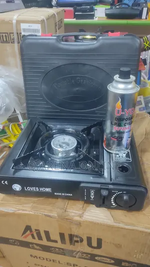Portable Butane / Propane Gas Stove With a Gas Cylinder