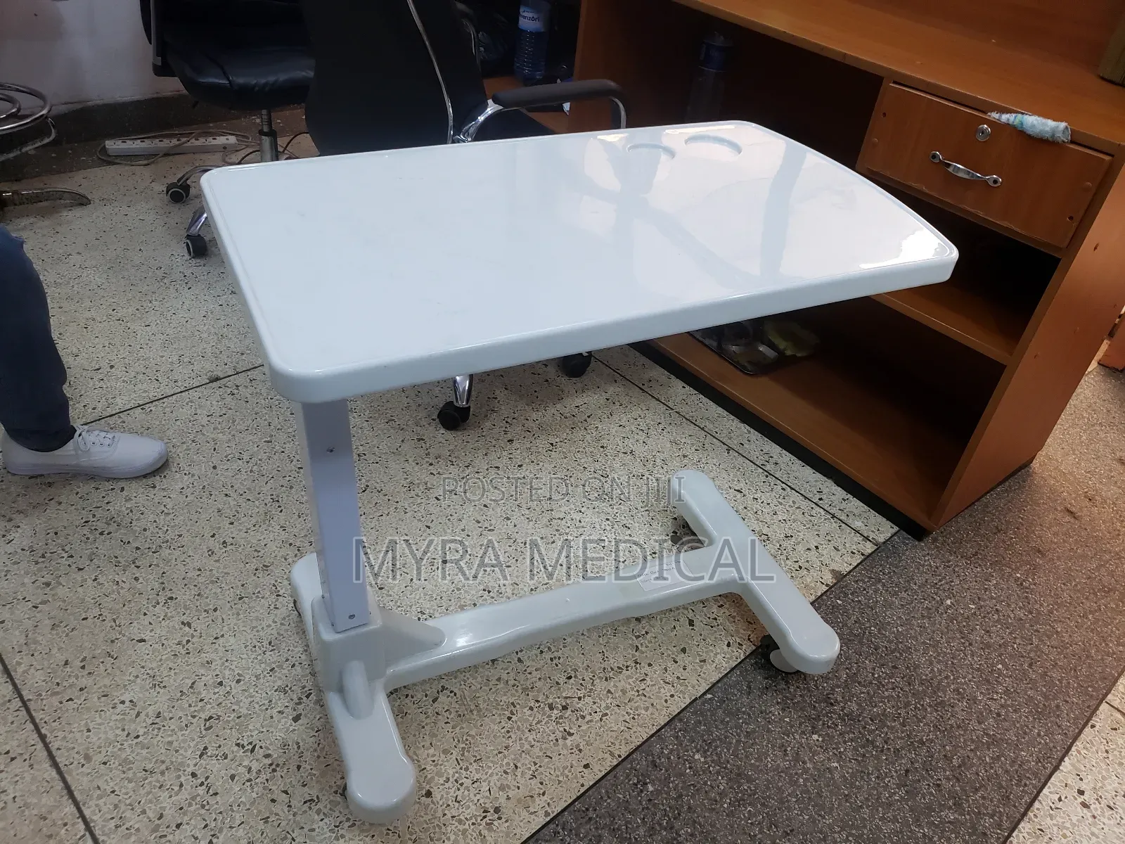Over Bed Table / Mayo Table