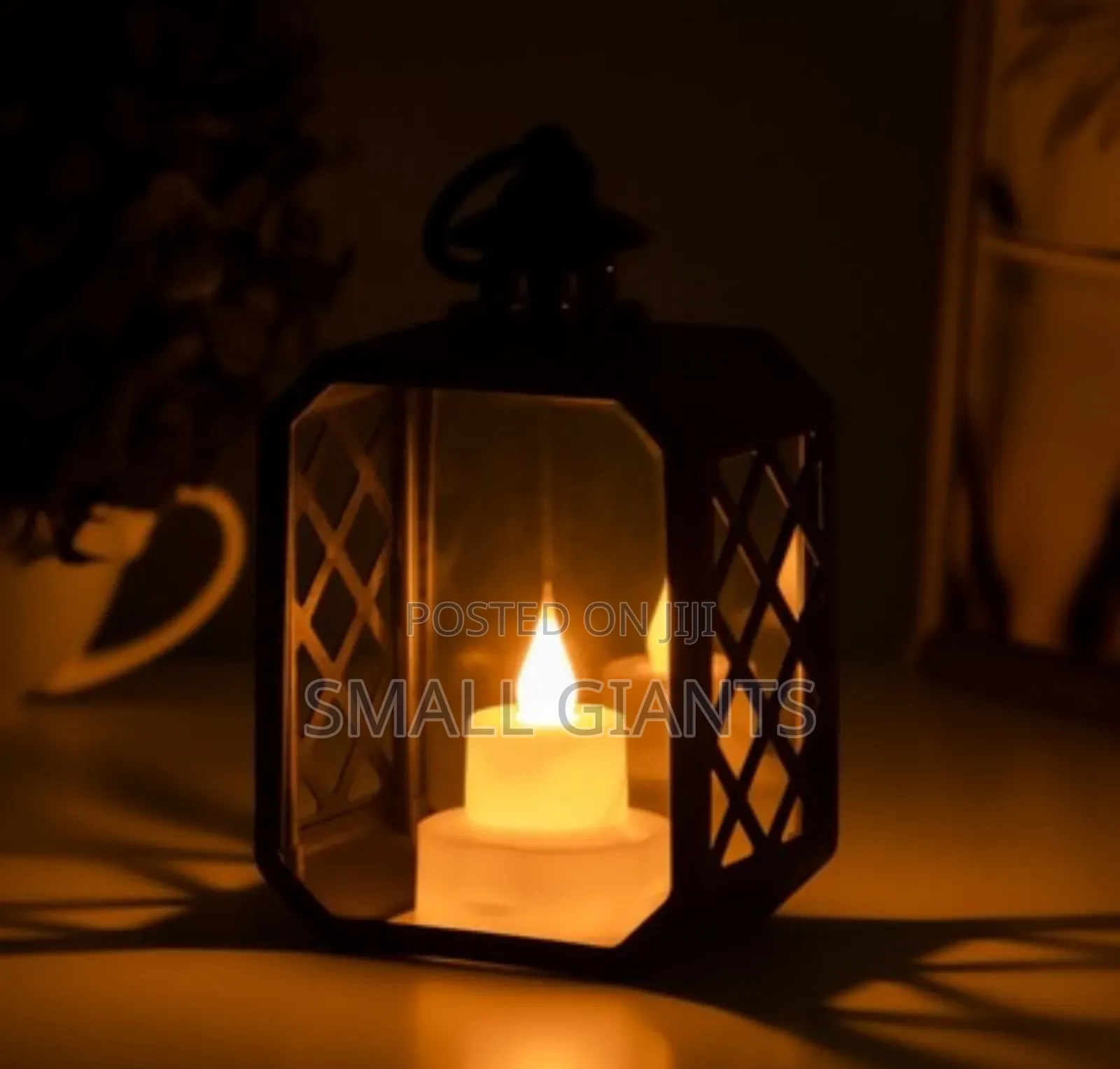 1pc LED Lantern With Cross Grids
