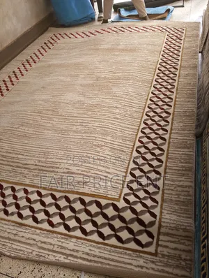 Original Center Carpet 2.5 X 3.5 Metres. ,( Brown)