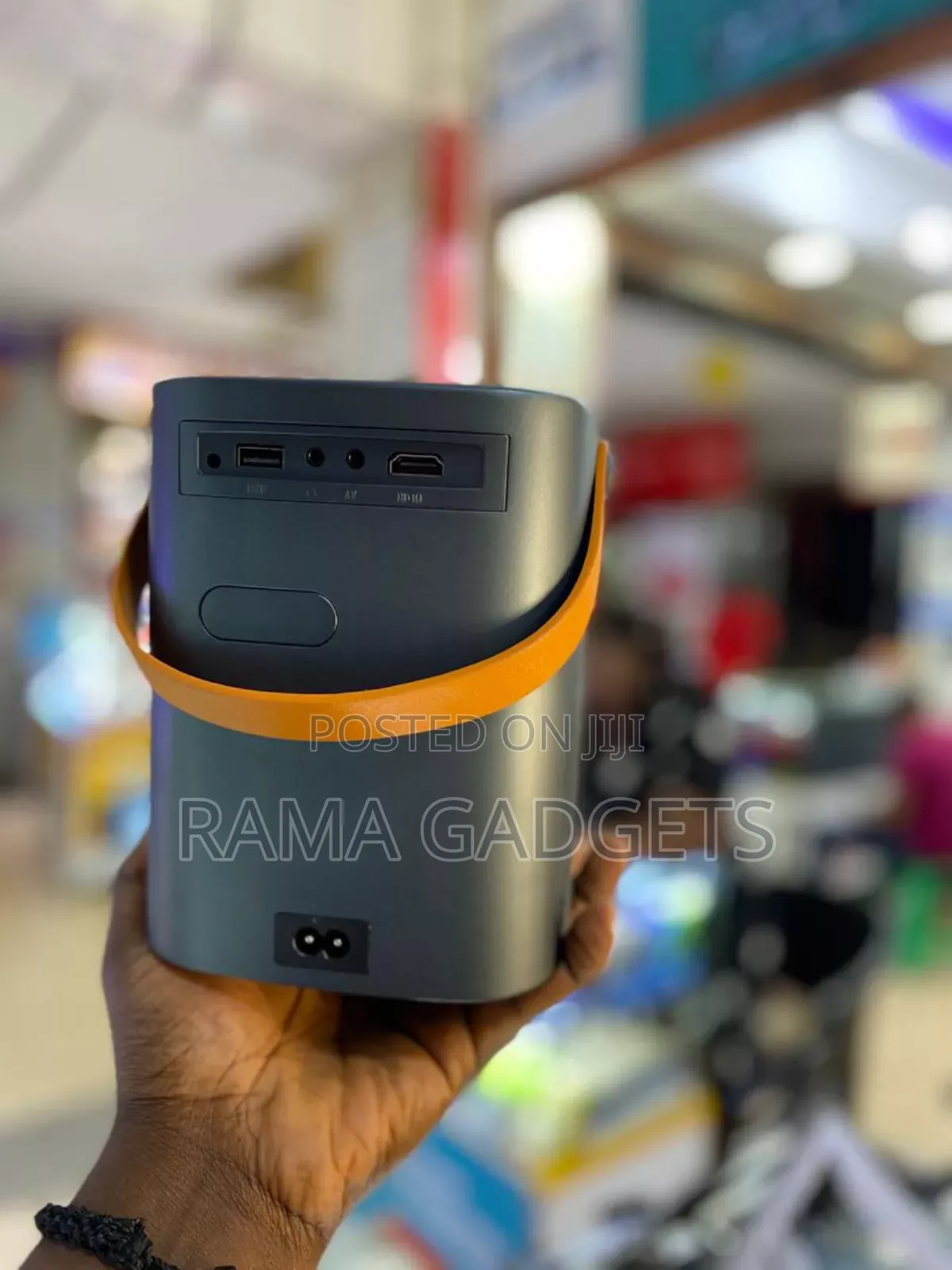 Model HY6 Smart Projector 200 Lumens