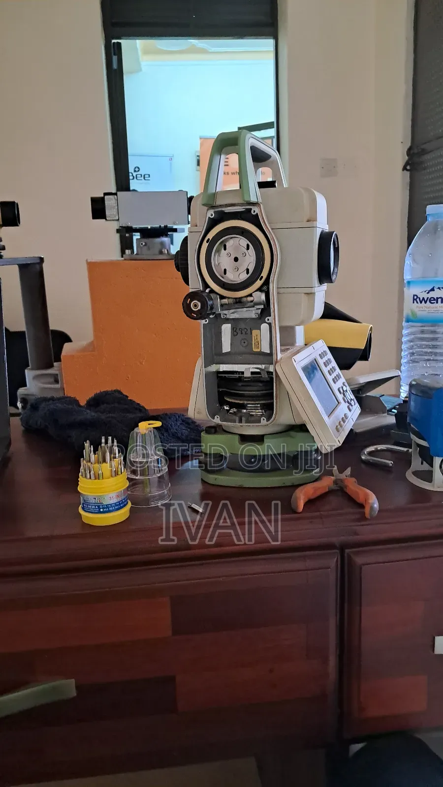 Surveying Equipments
