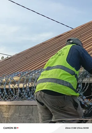 Razor Wire Fencing. Double Glaze