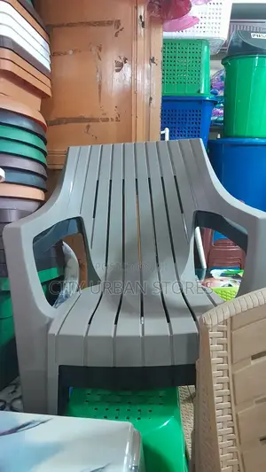 Plasting Chairs