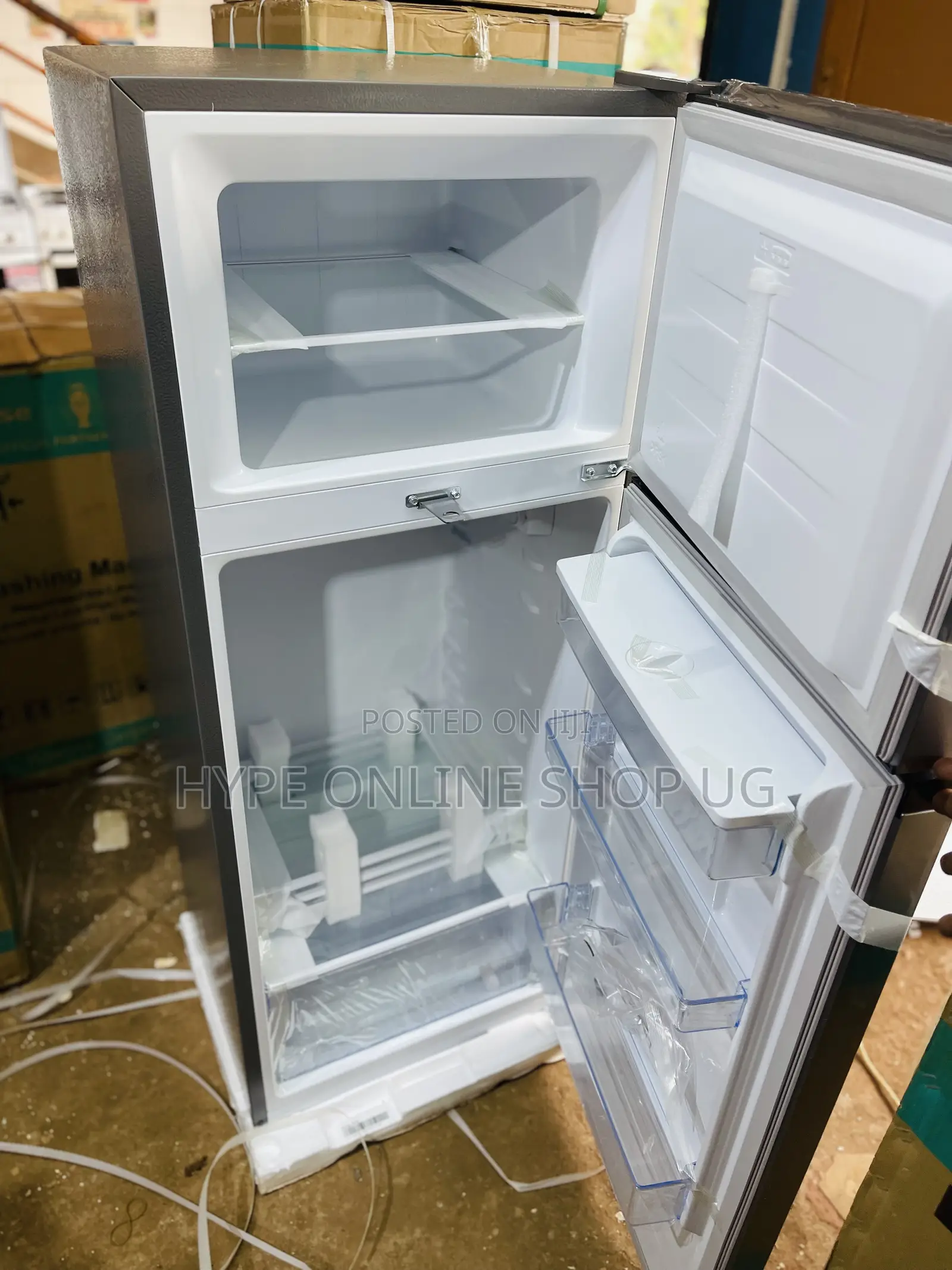 270L Hisense Fridge With a Dispenser