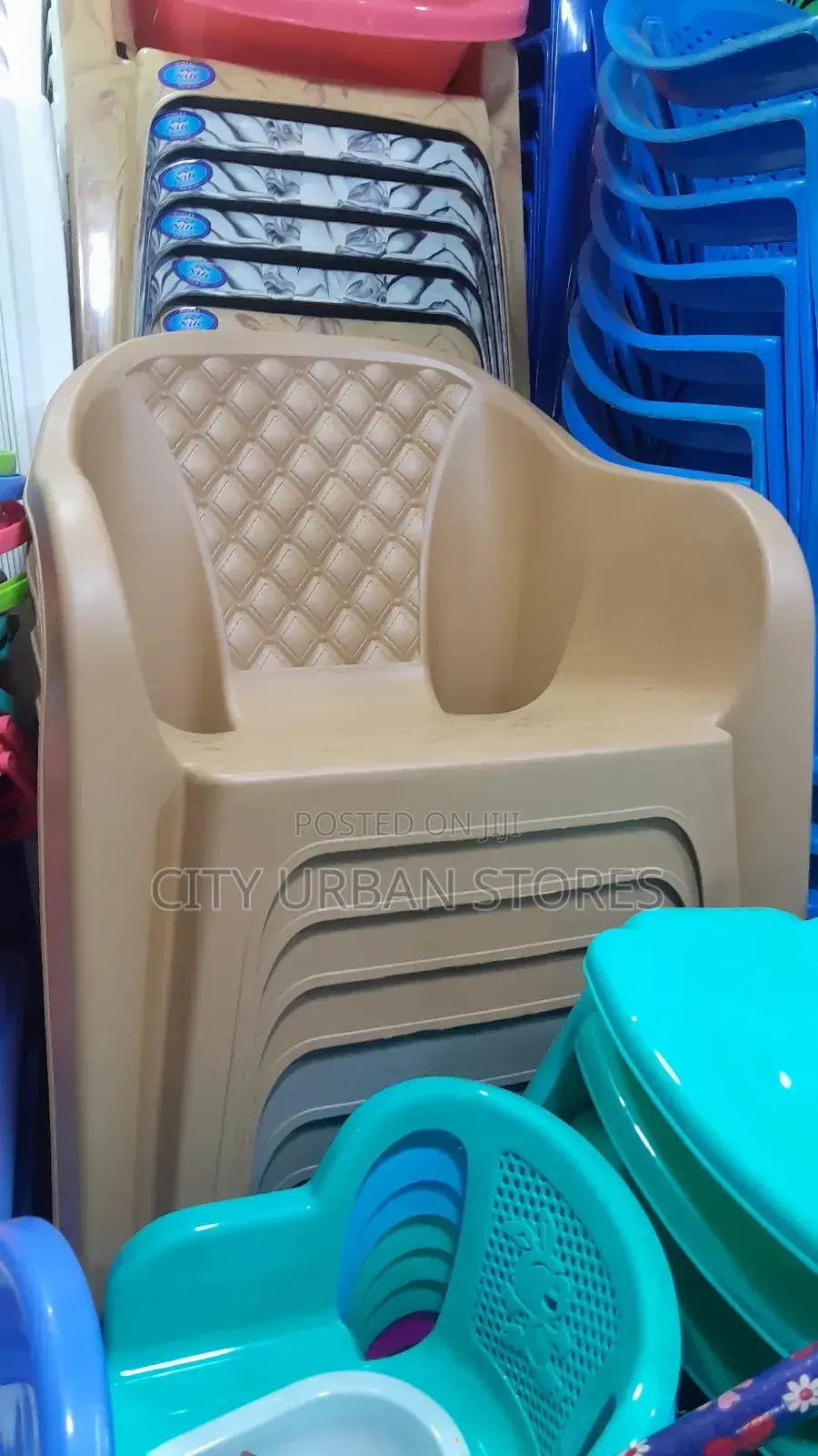 Plastic Large Sofa Chairs