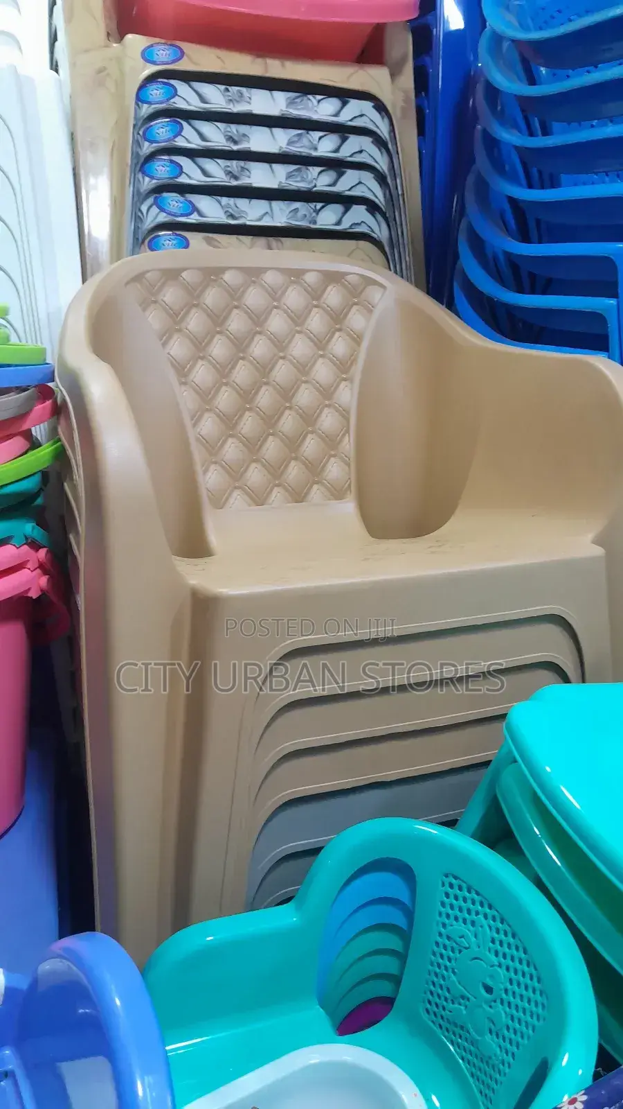 Plastic Large Sofa Chairs