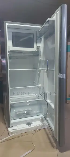 229 Litres Hisense Refrigerator With Despenser