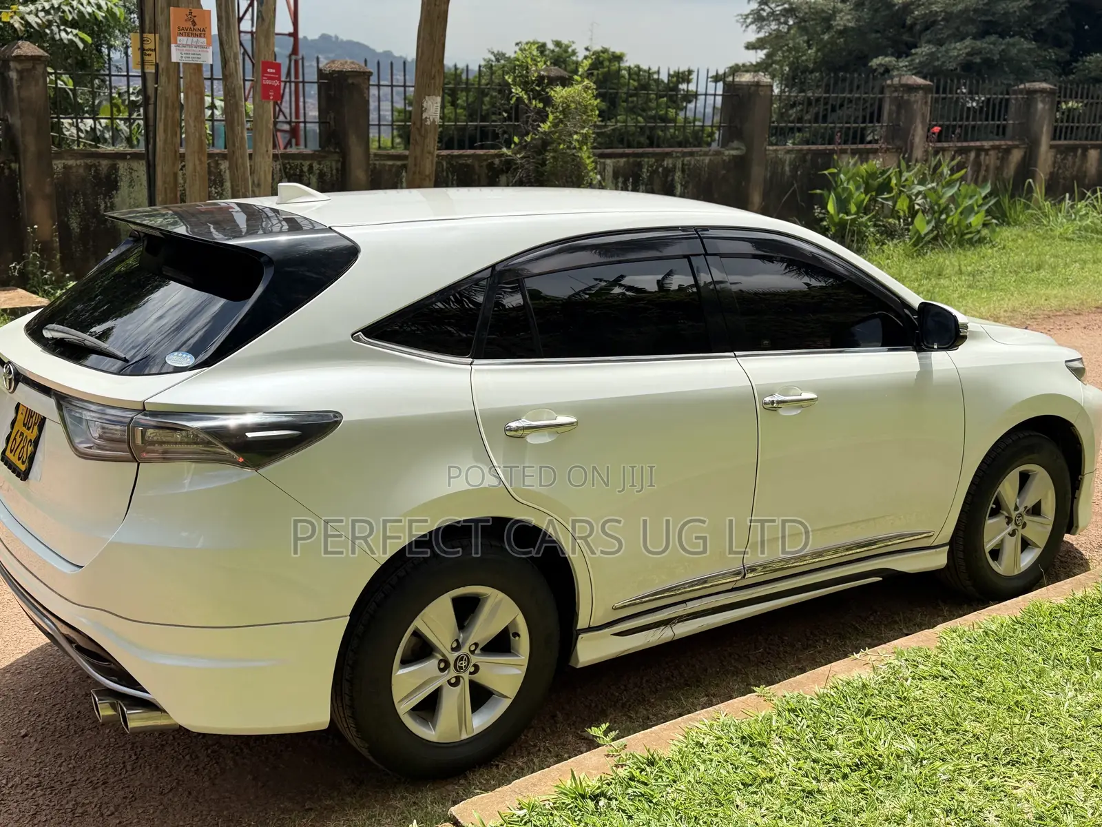Toyota Harrier 2.0 2016 White