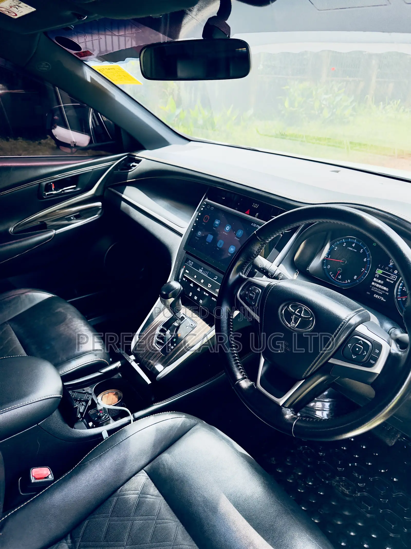 Toyota Harrier 2.0 2016 White