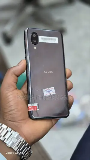 Sharp Aquos Sense 3 Plus SHV46 64 GB Black