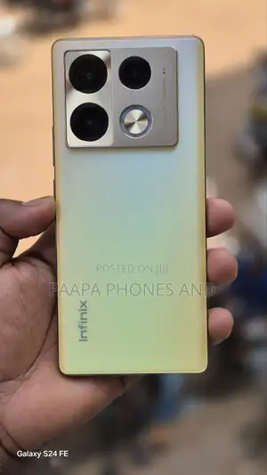 Infinix Note 40 Pro 256 GB Yellow