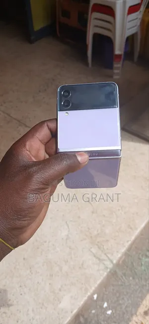 Samsung Galaxy Z Flip3 5G 128 GB Purple