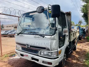 Hino Dumper White Color