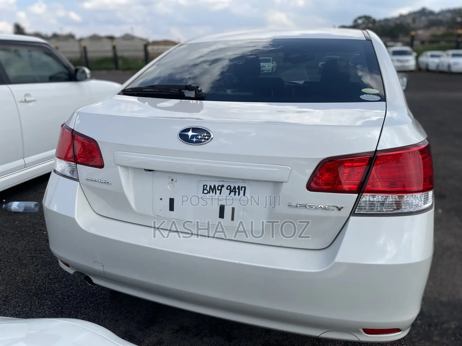 Subaru Legacy 2010 White