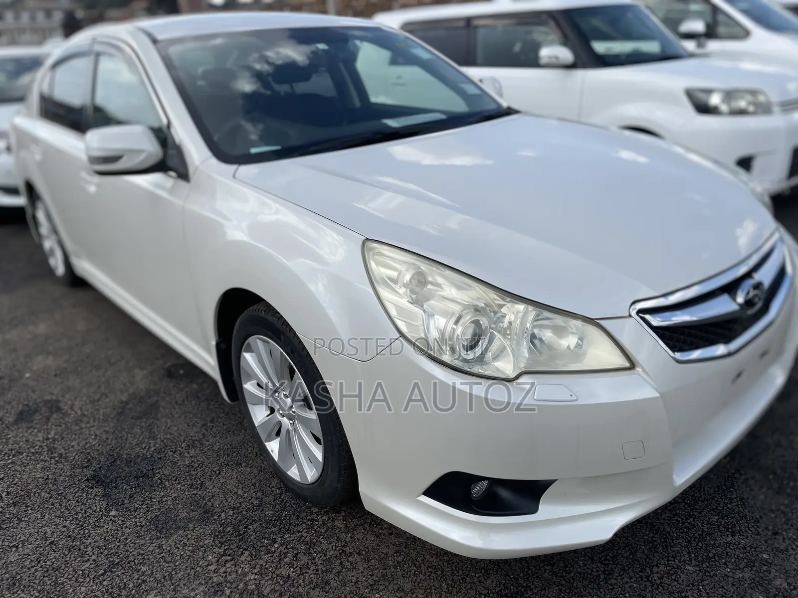 Subaru Legacy 2010 White