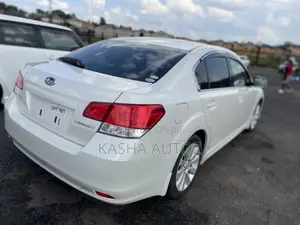 Subaru Legacy 2010 White