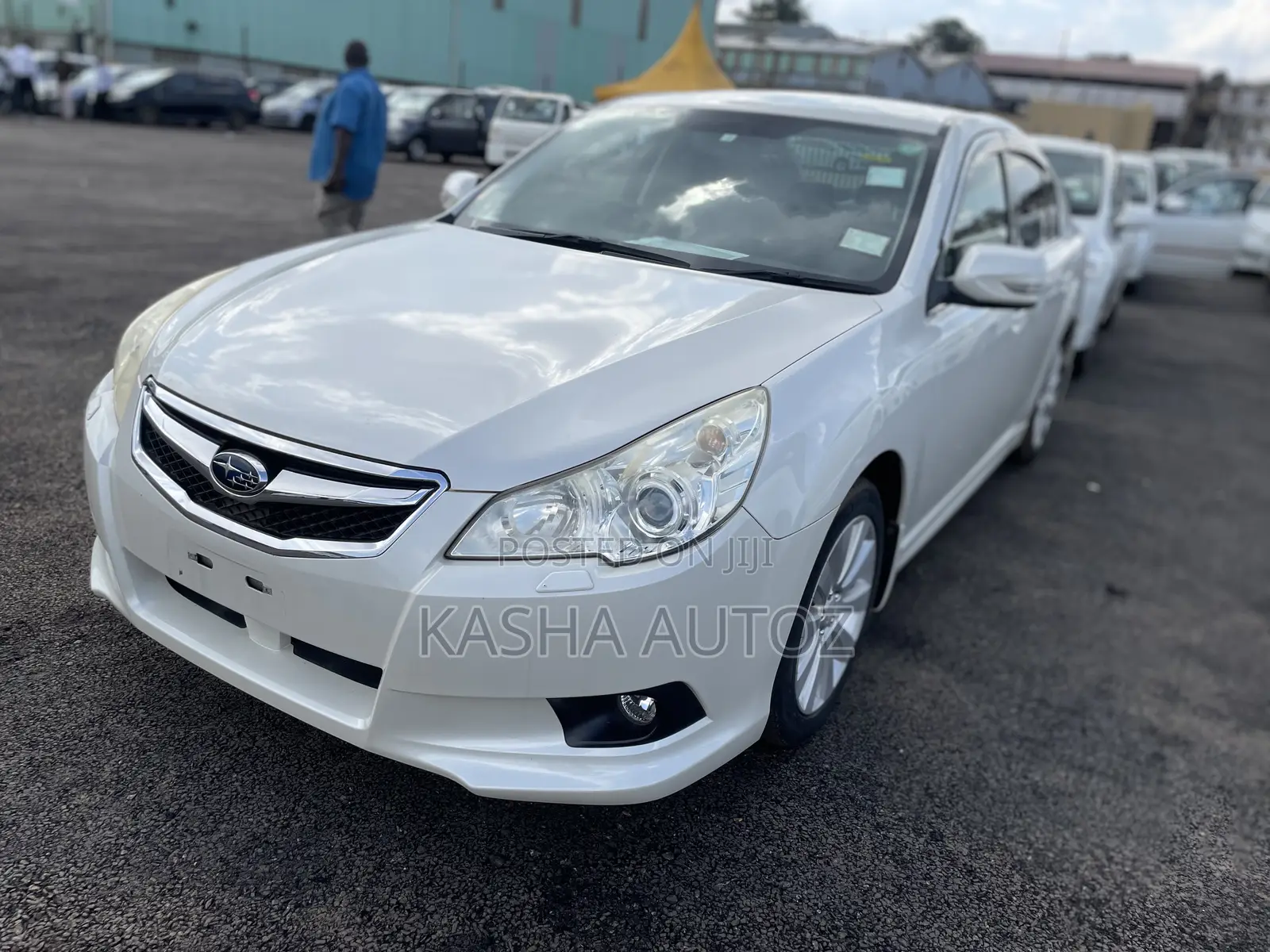 Subaru Legacy 2010 White