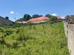 Land Namavundu