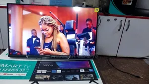32 Inches Led Hisense Smart Digital Flat Screen Flameless.