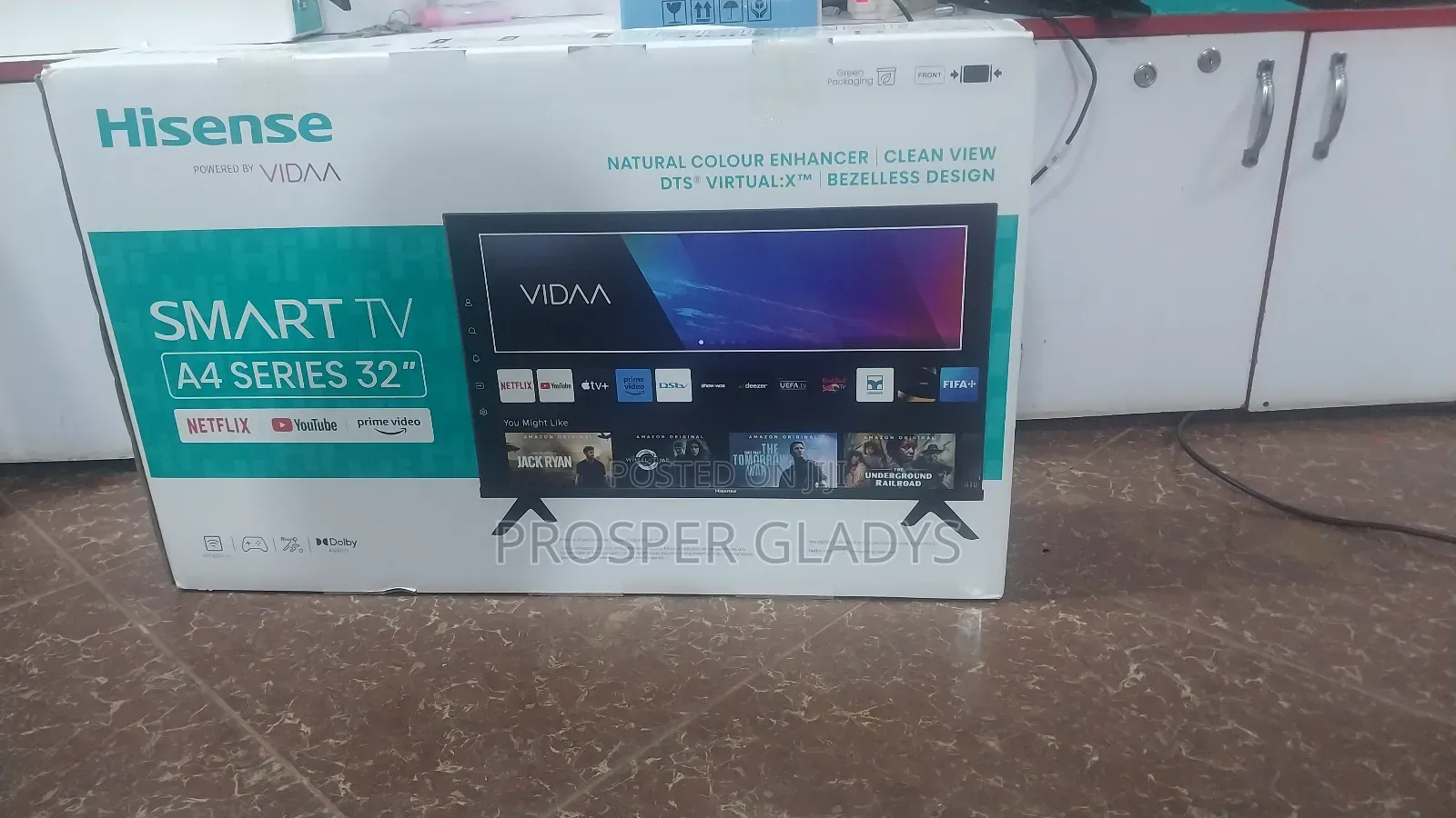 32 Inches Led Hisense Smart Digital Flat Screen Flameless.
