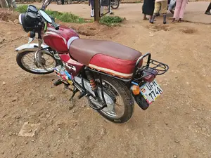 Bajaj Boxer 2022 Red