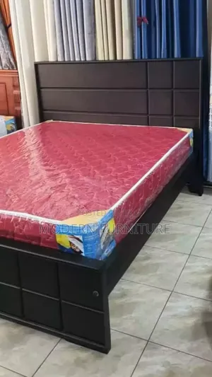 Wooden Bed of 6x6 Feet