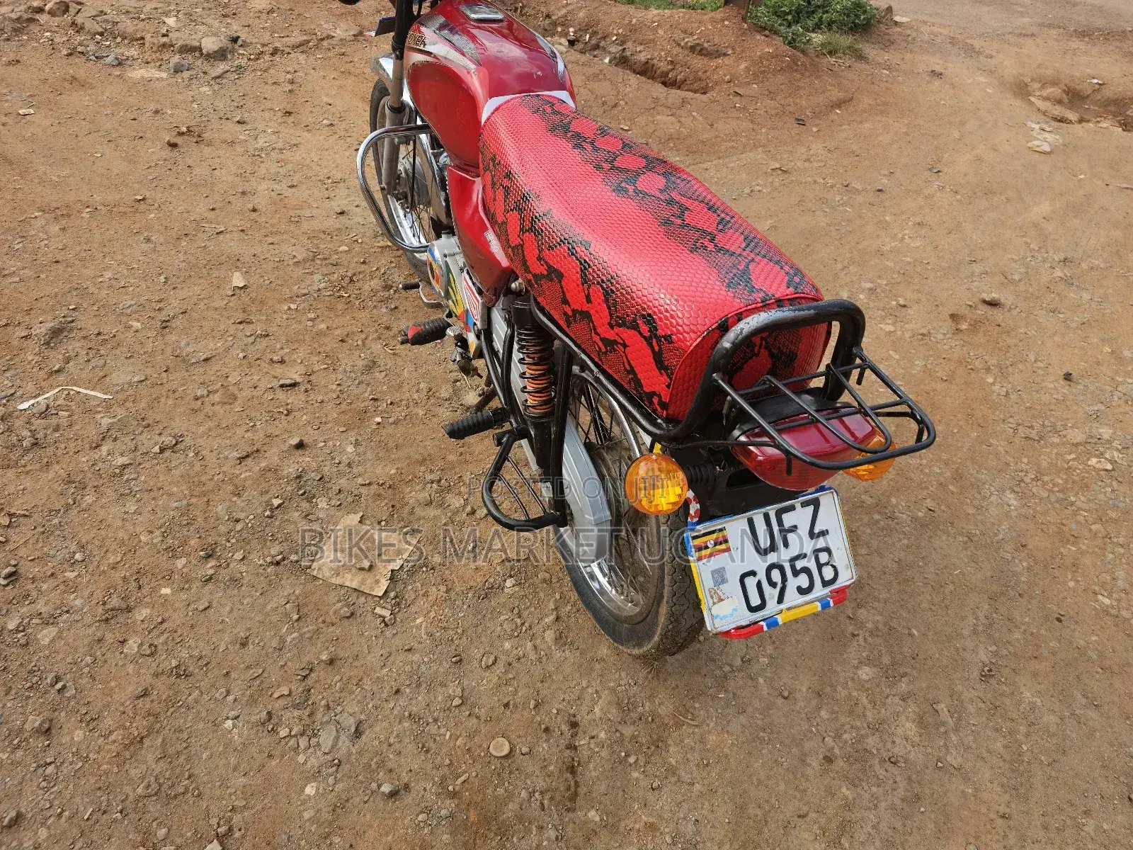 Bajaj Boxer 2023 Red