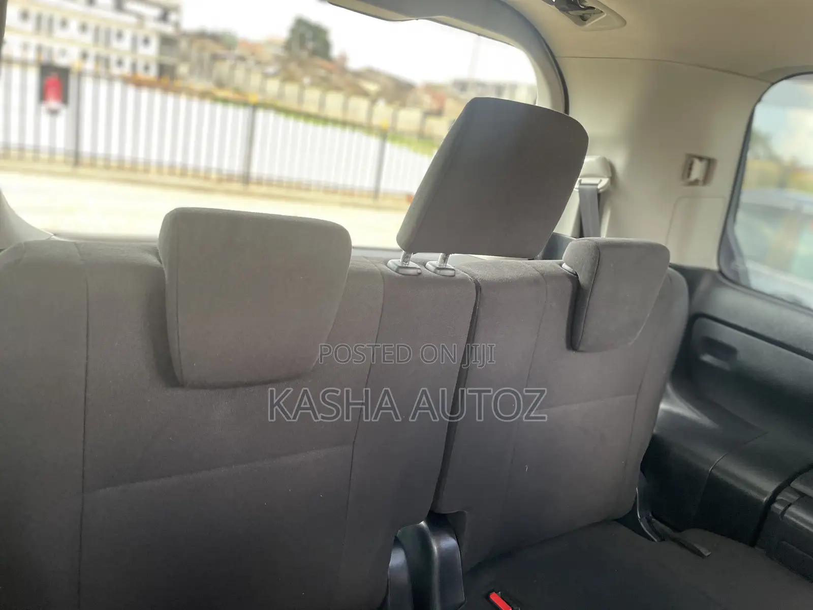 Toyota Esquire 2016 White