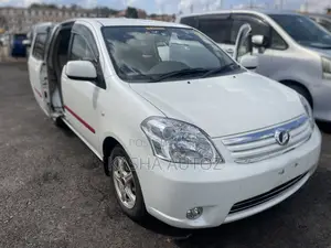 Toyota Raum 2010 White