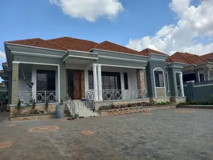 Furnished 5bdrm Bungalow in Najjera, Central Division for sale