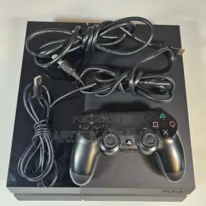 Sony Playstation 4 500gb Console W/ One Controller-One Game