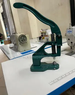 Button Pressing Machine With 2years Warranty